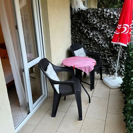 Studio On The Coast, With A View Of The Sunrise,Free We-Fi Kotor Eksteriør billede