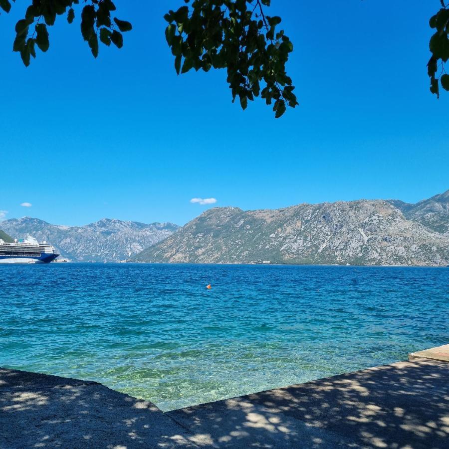 Studio On The Coast, With A View Of The Sunrise,Free We-Fi Kotor Eksteriør billede
